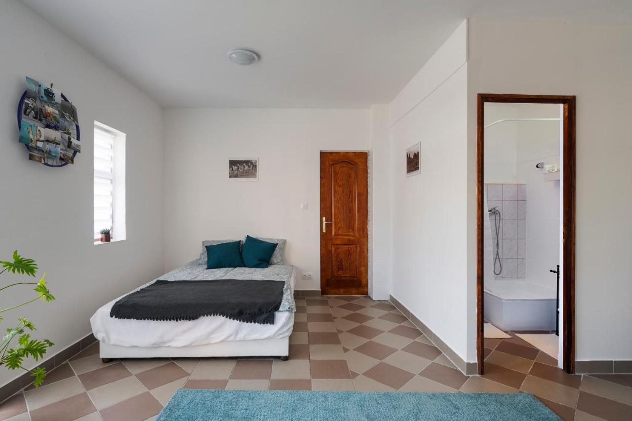 Bella Ciao Apartment Badacsonytomaj Exterior photo